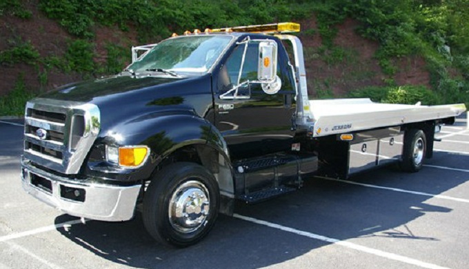 Muscat Tow Truck